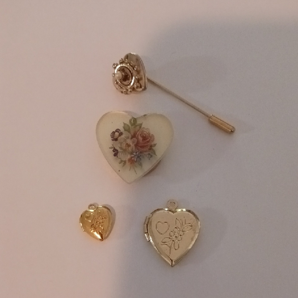 Gold Locket/Heart Stick PinJewelry Set